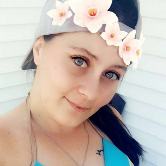 Meet your Posher, Ericca - Picture 1 of 1